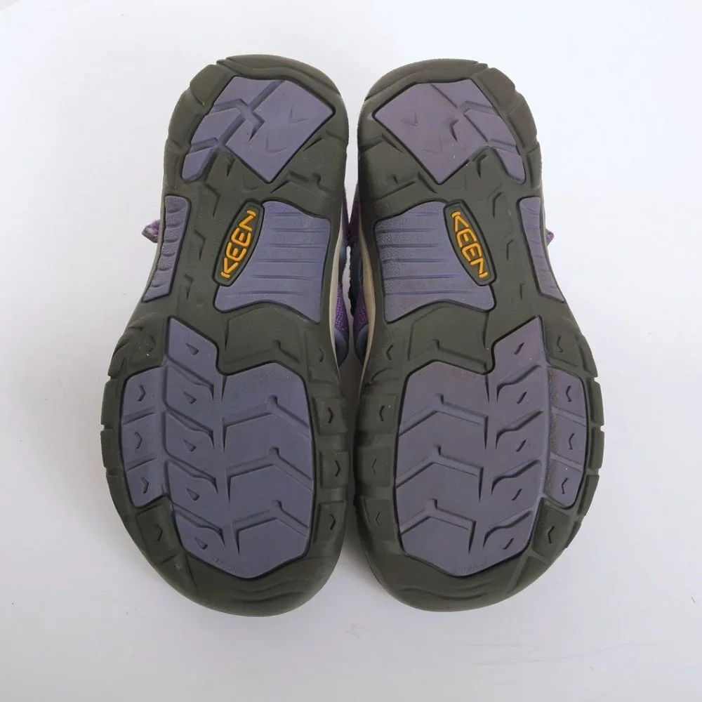 Keen kid size